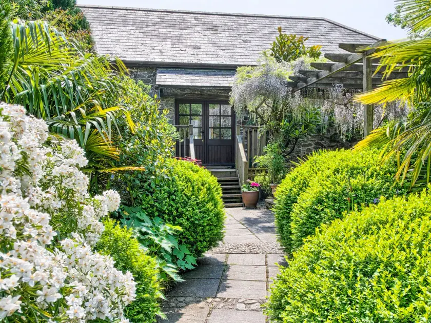 The Cider Barn - Image 1