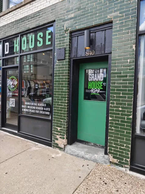 Grand House 424 - Image 1