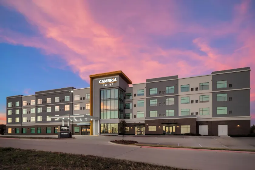 Cambria Hotel Northlake Conference Center - Roanoke - Image 1