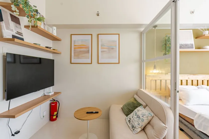 Cozy and Nature-Inspired Studio Unit - Image 1