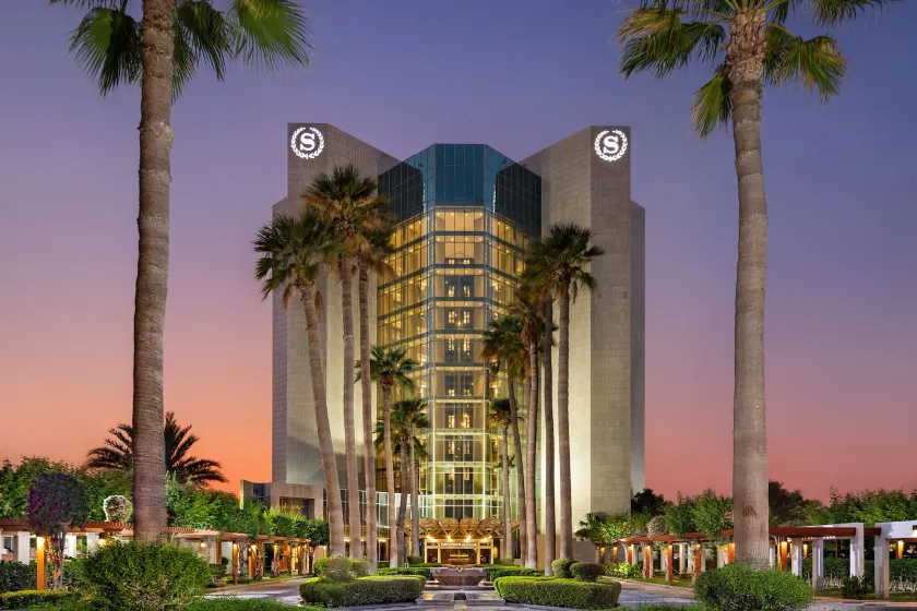 Sheraton Jeddah Hotel - Image 1