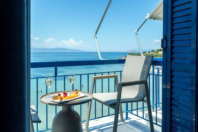 Hotel Avra - Image 1
