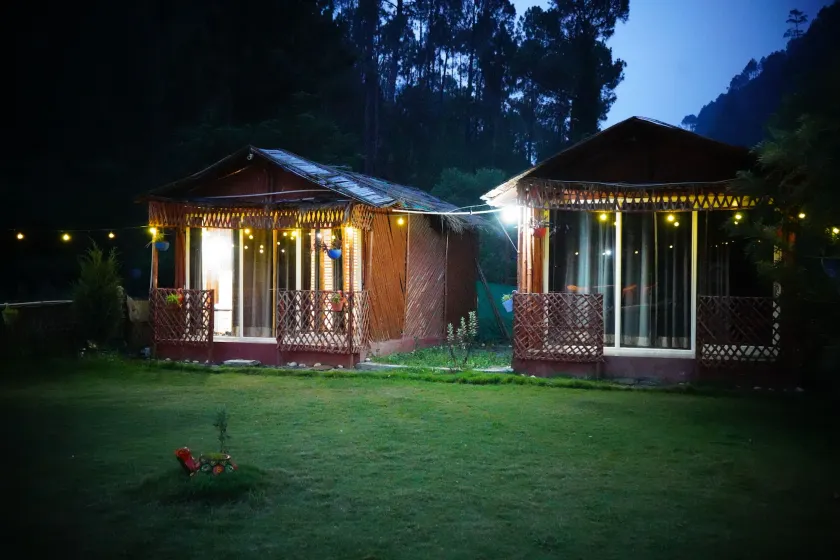 Kainaat A Riverside Homestay - Image 1