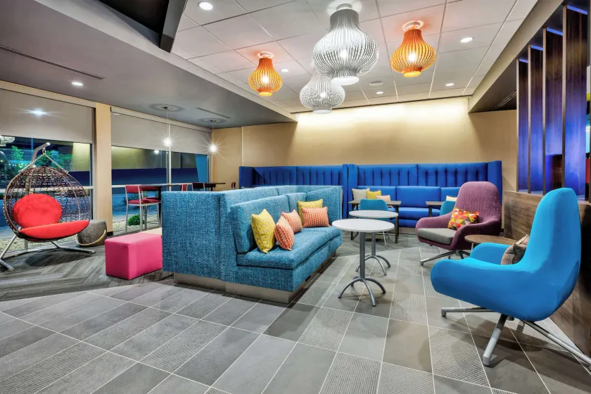 Tru By Hilton Comstock Park Grand Rapids - Image 1