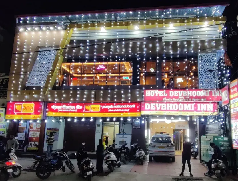 Hotel Dev Bhoomi Inn - Image 1