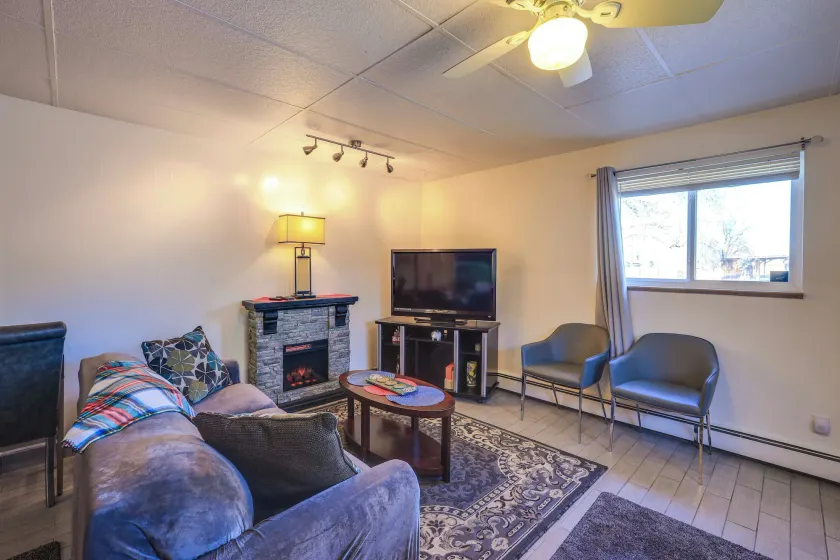6 Mi to Dtwn Denver: Artsy Home w/ Mtn Views! - Image 1