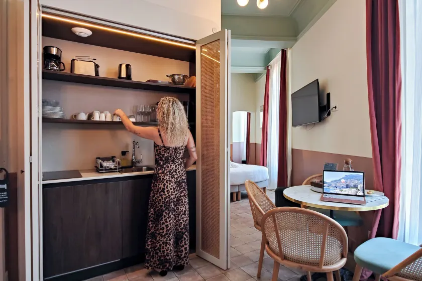 Hotel Aparthotel AMMI Vieux Nice - Image 1