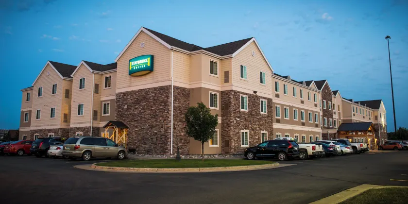 Staybridge Suites Fargo by IHG - Image 1