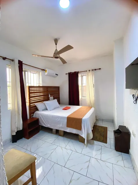 E-Town City Guest House - Image 1