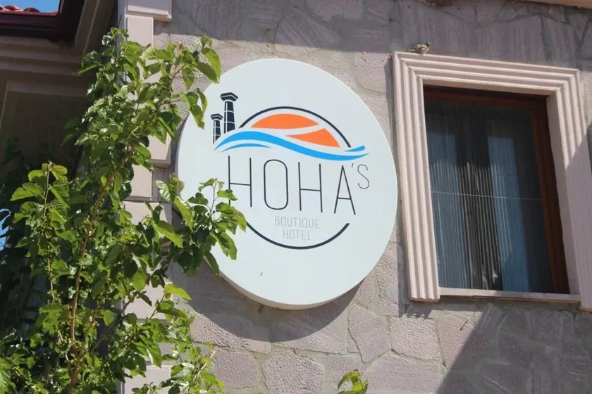 Hoha's Boutique Hotel - Image 1