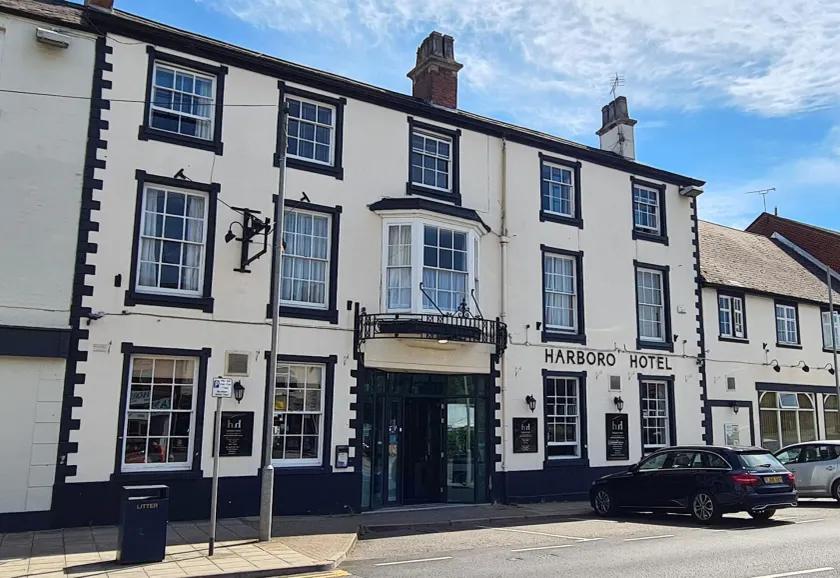 Harboro Hotel - Image 1