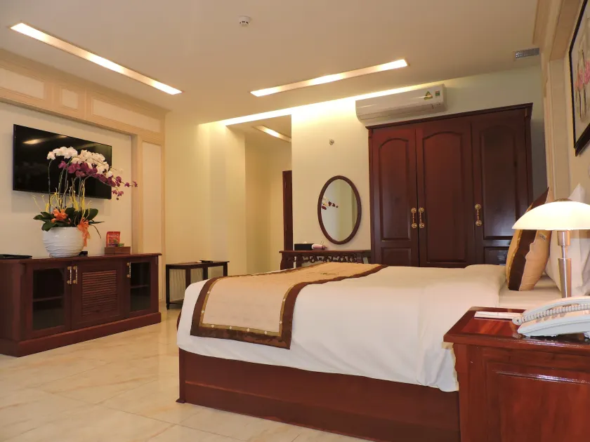 Minh Tam Phu Nhuan Hotel & Spa - Image 1