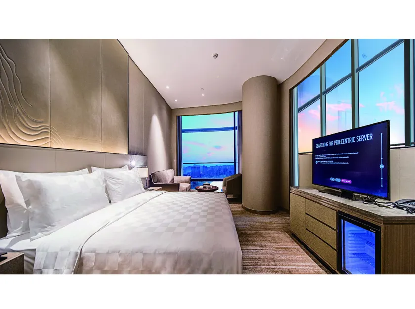 Golden Eagle Summit Hotel Nanjing China - Image 1