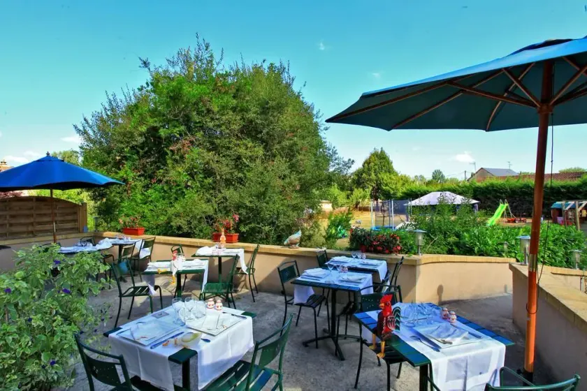 Logis Hôtel Restaurant Le Lascaux - Image 1