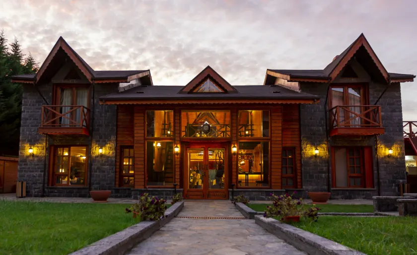 The Swanpark Hotel - Image 1