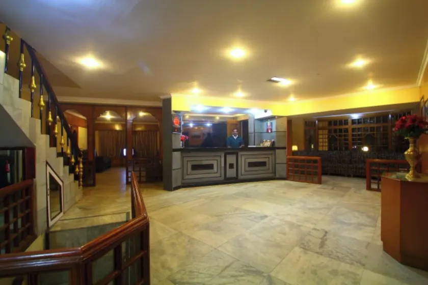Hotel Sapphire Garden View - Hall