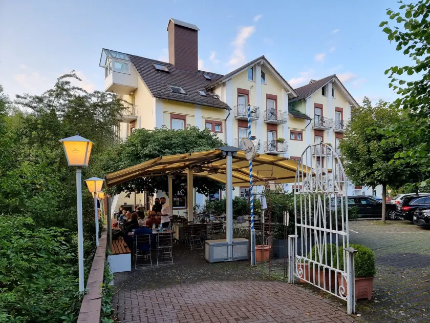 Altes Eishaus, Hotel & Restaurant - Image 1