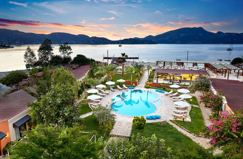 Fİ Light Solto Boutique Beach - Image 1