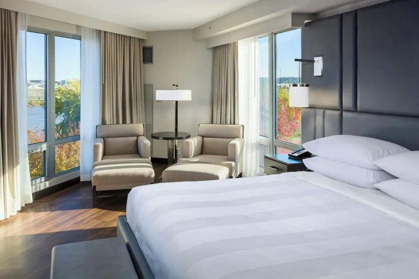 South Sioux City Marriott Riverfront - Image 1