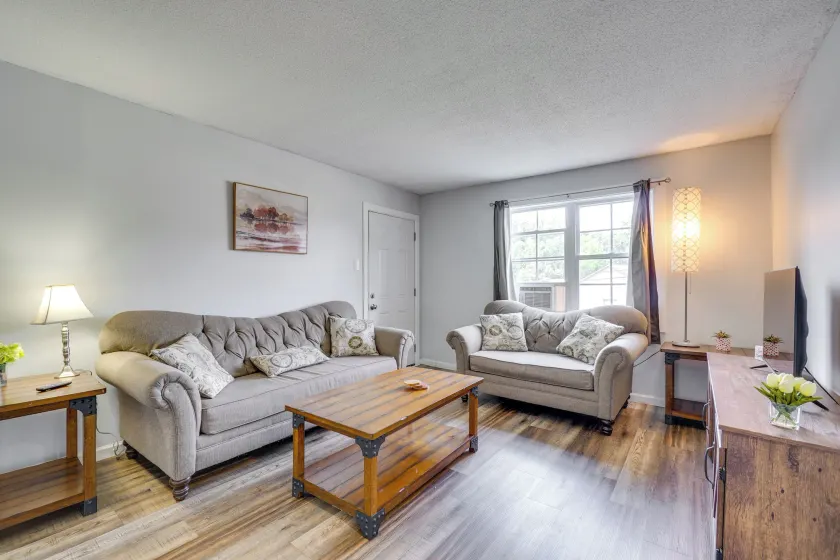 6 Mi to Dtwn & UT! Quaint Apartment in Knoxville - Image 1