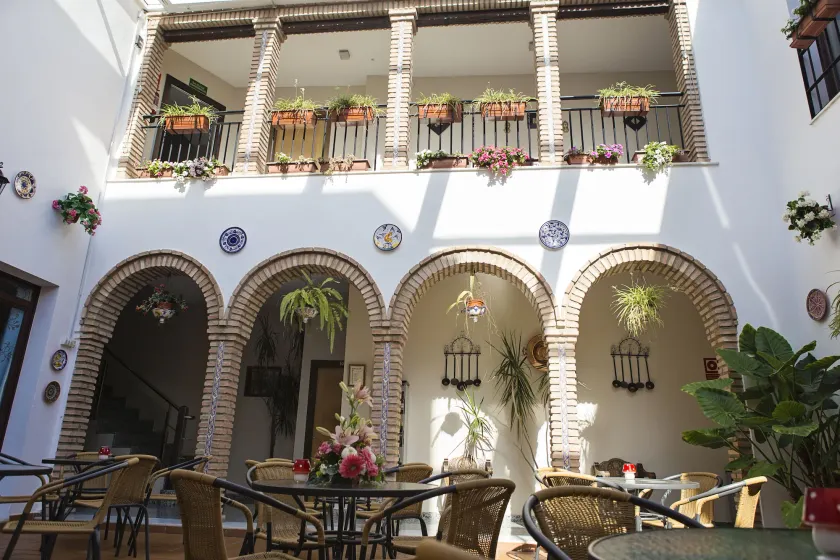 Hotel de Los Faroles - Image 1