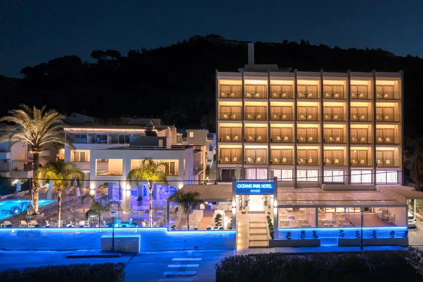 Oceanis Park Hotel - Image 1