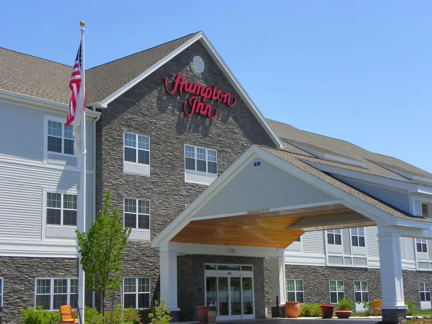 Hampton Inn Ellsworth/Bar Harbor - Image 1