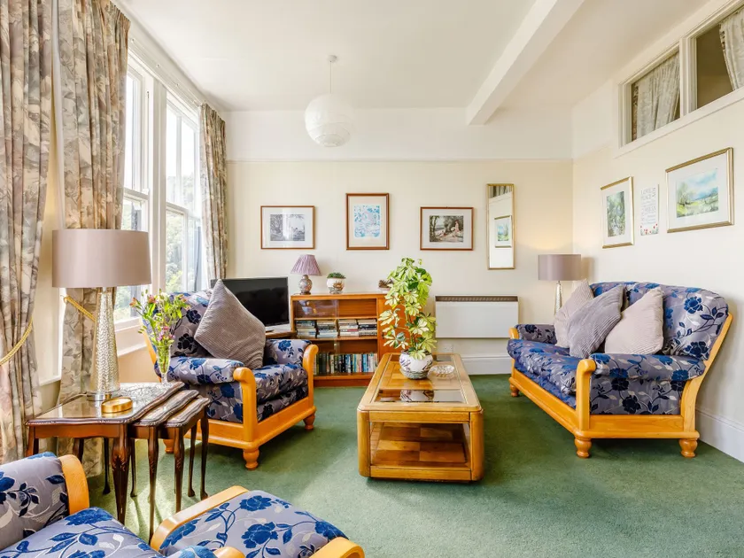 Clooneavin Apartment 3 - Image 1