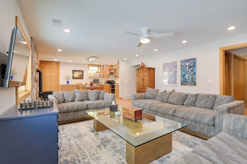 Lakeside Retreat in Hayward: Pet Friendly! - Image 1
