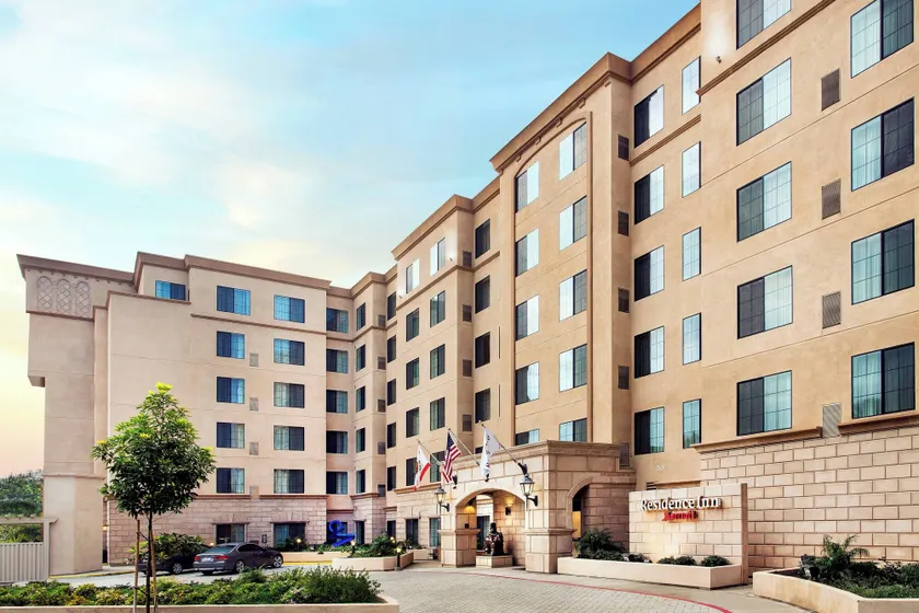 Residence Inn San Diego Del Mar - Image 1