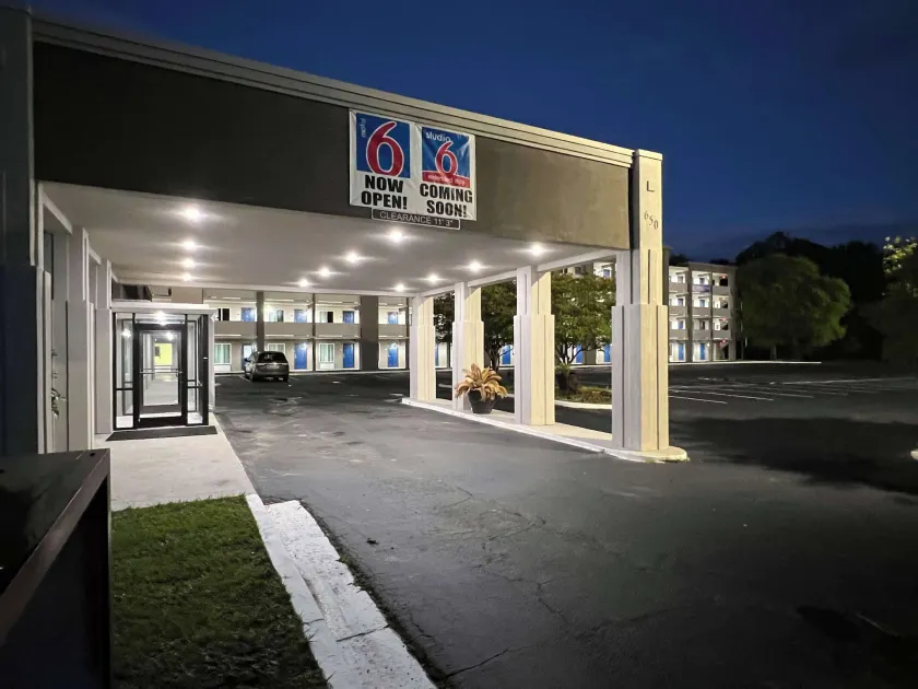 Motel 6 West Columbia SC Airport - Image 1