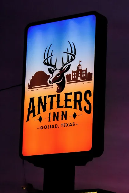 Antlers Inn Goliad - Image 1