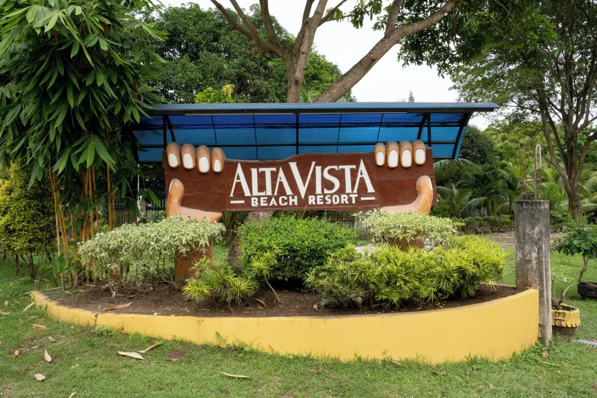 AltaVista Beach Resort Samal powered by Cocotel - Image 1