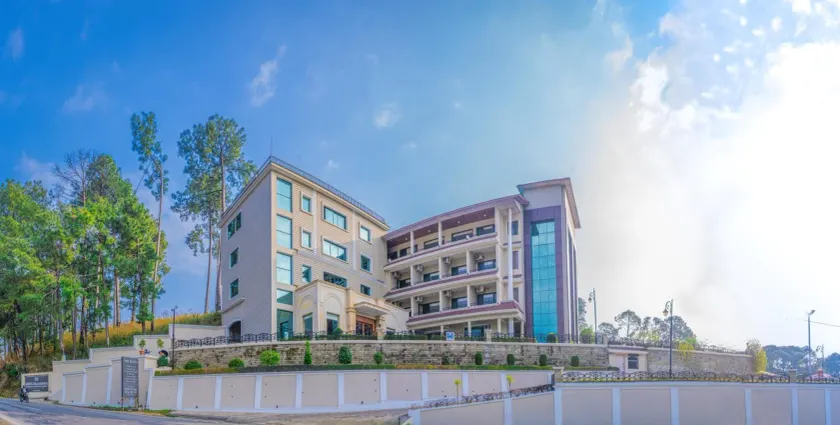 juSTa Palampur Resort & Convention Centre - Image 1