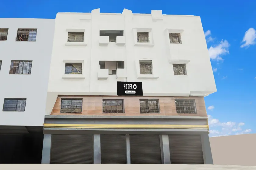 Super Hotel O Rajendra Nagar Hingna Road - Image 1