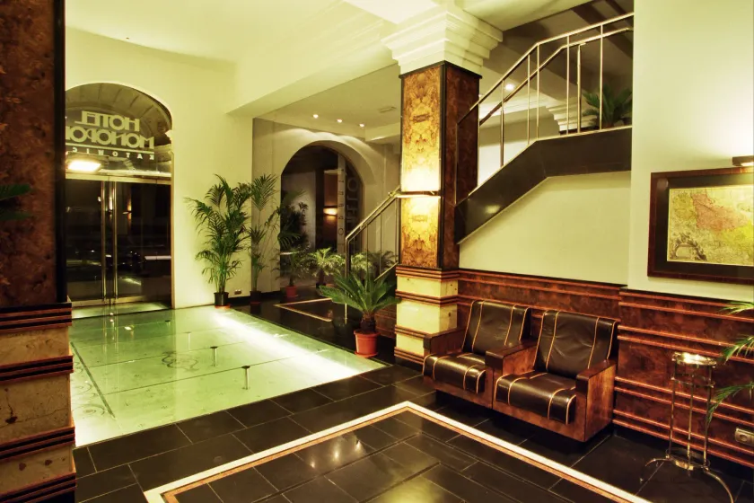Hotel Monopol - Lobby