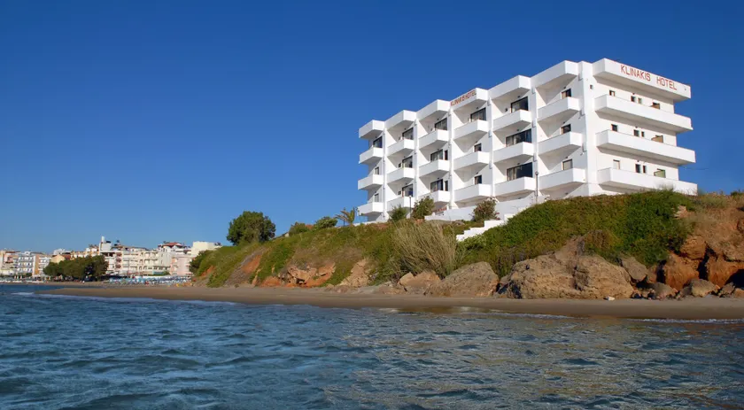 Klinakis Beach Hotel - Image 1