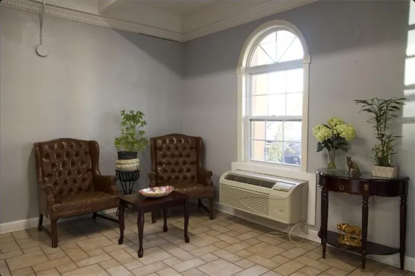 Travelers Inn Elizabethton - Image 1