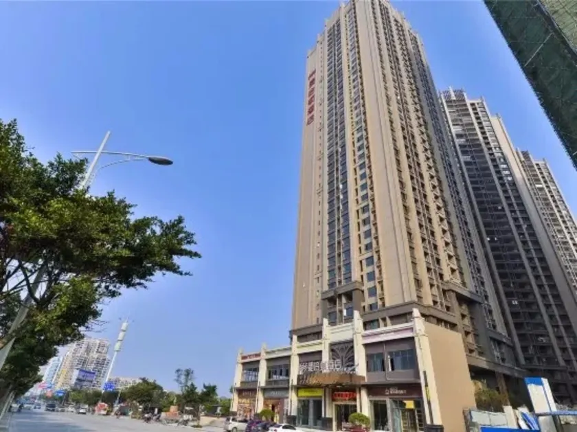 Guilin Manhattan Hotel North Station - Image 1