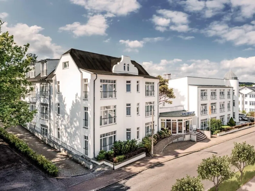 Hotel Binzer Hof - Image 1