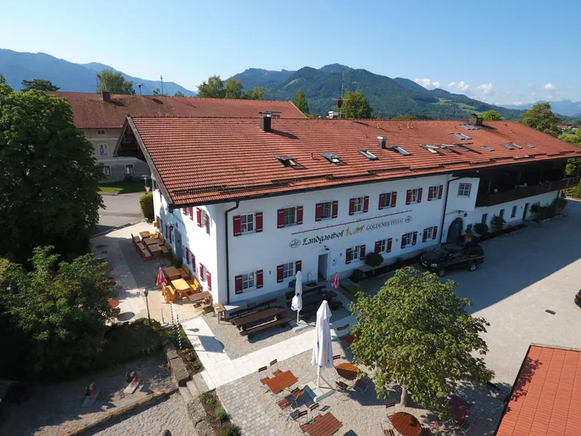Landgasthof Goldener Pflug - Image 1