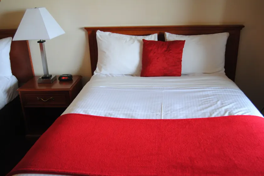 Economy Inn - Image 1