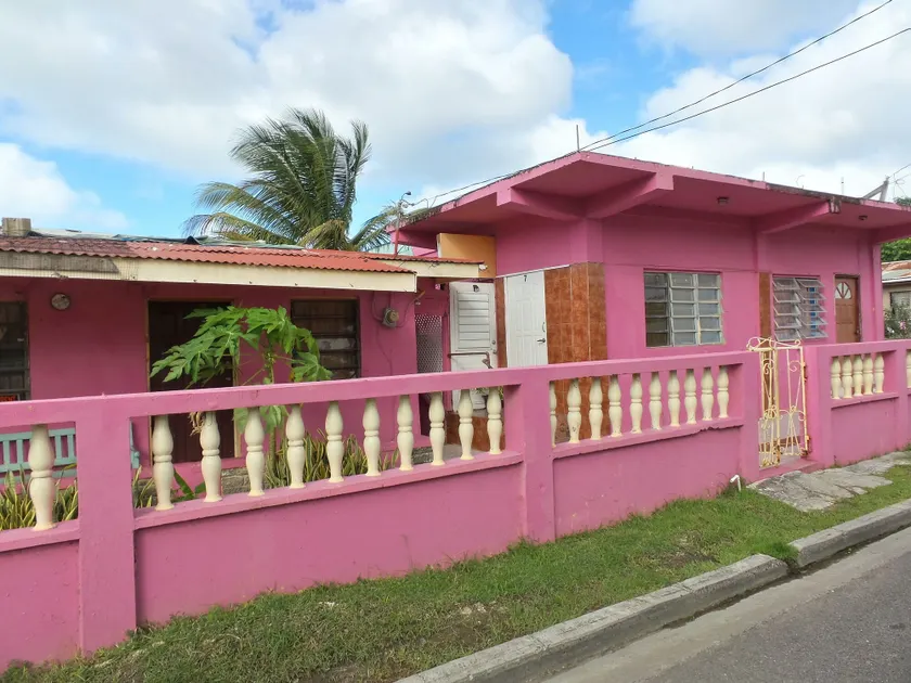 Paul Apartments - Image 1