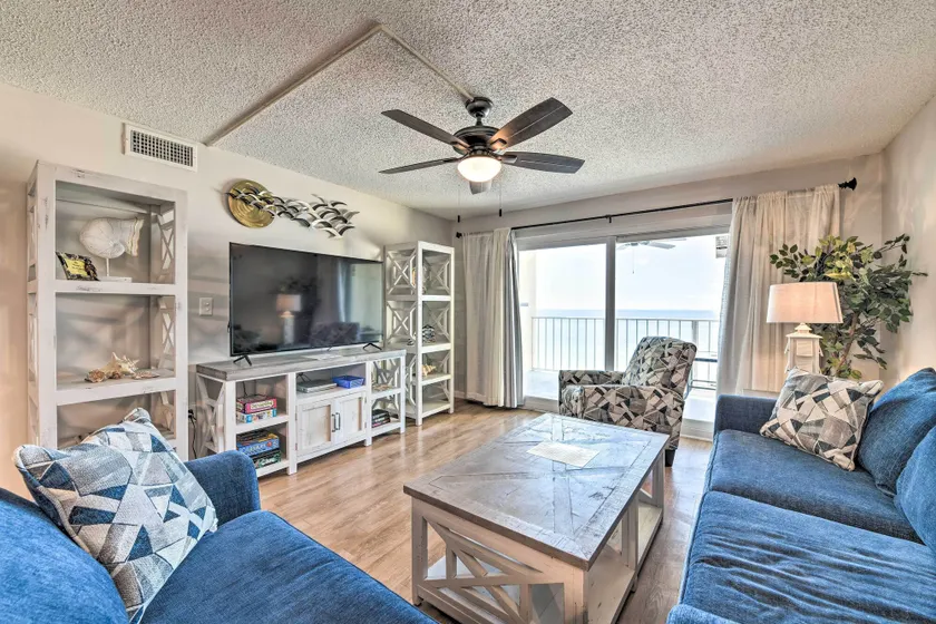 Beachfront PCB Escape w/ Free Beach Chair Services - Interiør