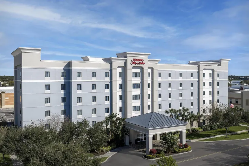 Hampton Inn & Suites Lakeland-South Polk Parkway - Image 1