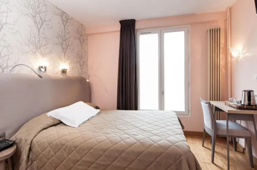 Hôtel Américain - Image 1