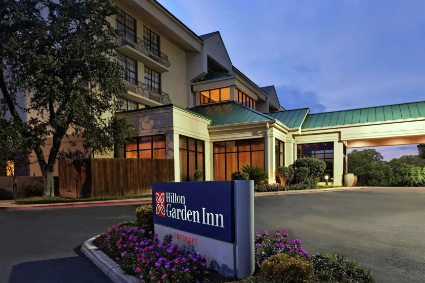 Hilton Garden Inn San Antonio Airport - Image 1