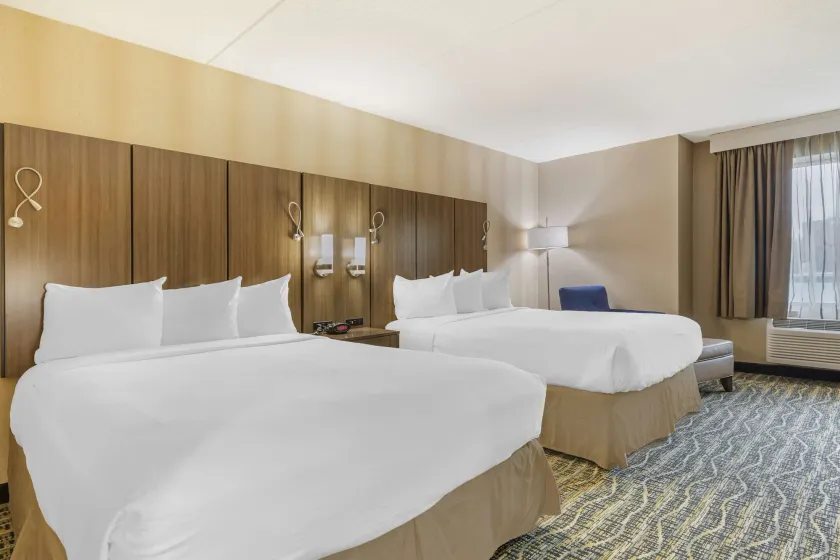 Best Western Plus New Englander - Image 1