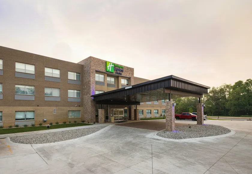 Holiday Inn Express & Suites - Portage by IHG - Image 1