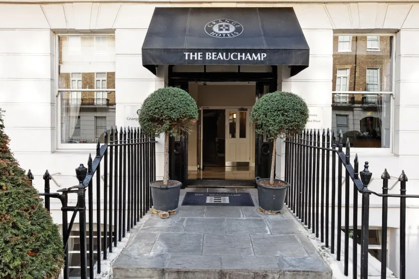 Grange Beauchamp Hotel - Image 1